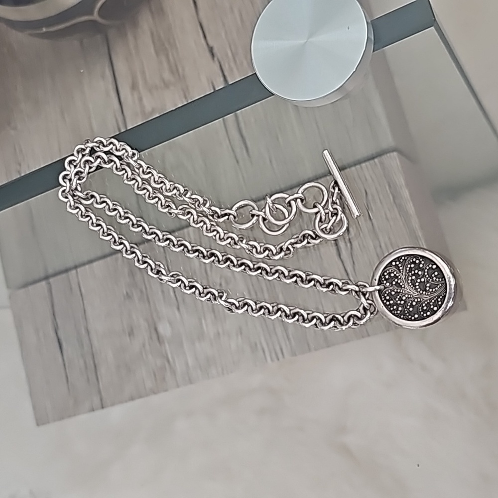 Heavy Silver Lois Hill Necklace w/ Flower Design Pendant 69grams